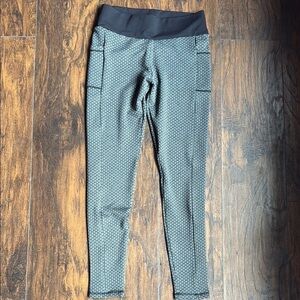 NWT heathYoga.net leggings size L (G17)